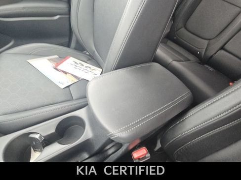 Certified 2024 Kia Seltos EX AWD/4WD image 30