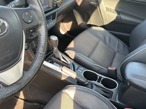 Used 2016 Toyota Corolla S FWD image 40
