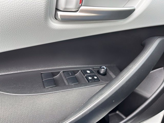 Used 2026 Toyota Corolla SE FWD image 33