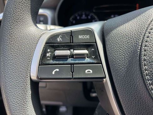Used 2019 Kia Sorento AWD V6 image 18