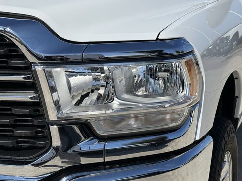 Used 2022 RAM 2500 Big Horn w/ Cold Weather Group image 11