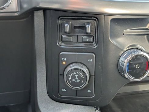 Used 2023 Ford F150 Lariat w/ FX4 Off-Road Package image 21