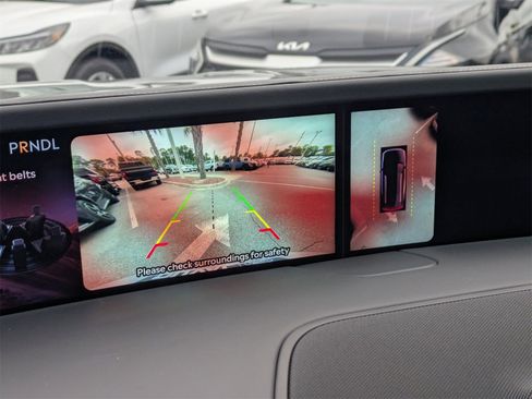 Used 2024 Lincoln Nautilus Premier w/ Equipment Group 102A image 27