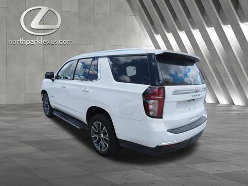 Used 2022 Chevrolet Tahoe LT w/ LT Signature Plus Package RWD image 2