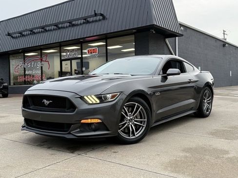Used 2015 Ford Mustang GT image 18