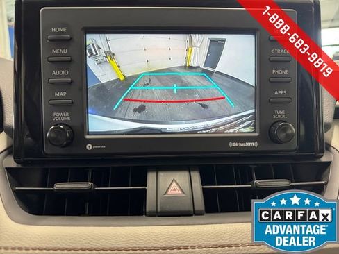 Used 2021 Toyota RAV4 XLE w/ Convenience Package image 16