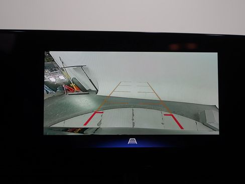 Used 2024 Chevrolet Trax RS image 21