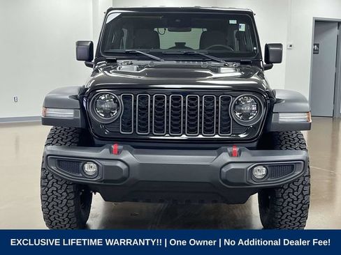 Used 2024 Jeep Wrangler Unlimited Rubicon AWD/4WD image 2