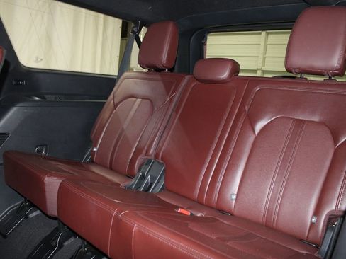 Used 2024 Ford Expedition Max Limited image 24