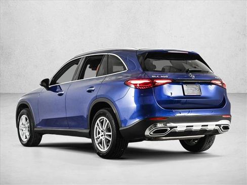 Used 2023 Mercedes-Benz GLC 300 4MATIC image 8