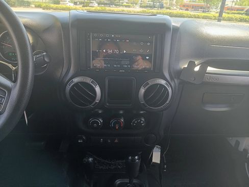 Used 2014 Jeep Wrangler Unlimited Sport AWD/4WD image 16