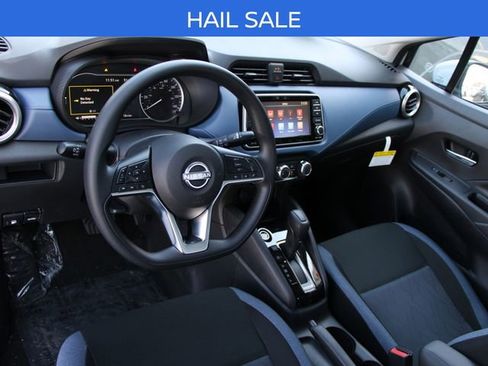 New 2025 Nissan Versa SV w/ Trunk Package FWD image 4