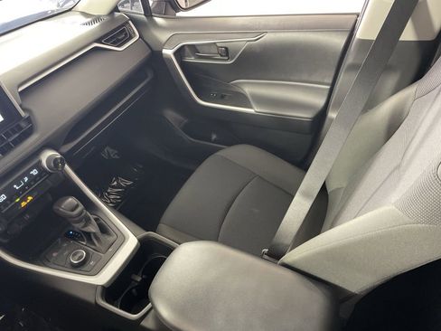 Used 2024 Toyota RAV4 LE image 21