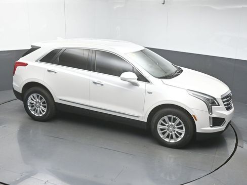 Used 2018 Cadillac XT5 FWD w/ LPO, Wheel Lock Package image 39
