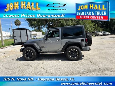 Used 2015 Jeep Wrangler Sport AWD/4WD image 4