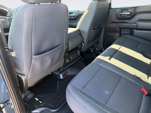 Used 2022 Chevrolet Silverado 1500 Custom image 15