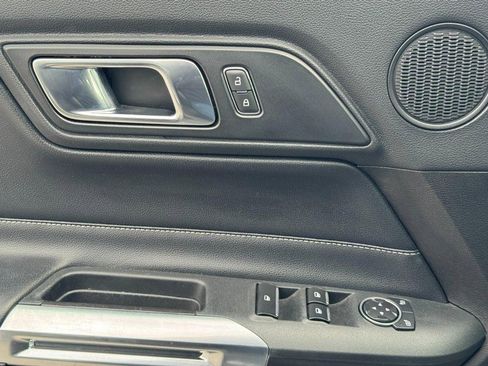 Used 2021 Ford Mustang Premium image 23