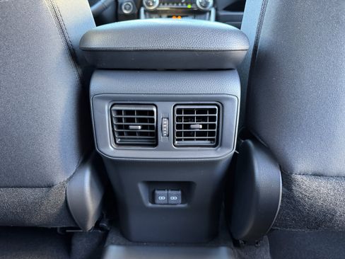 New 2025 Toyota RAV4 SE image 7