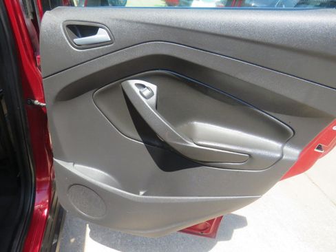 Used 2013 Ford C-MAX Energi SEL w/ Interior Protection Pkg image 22