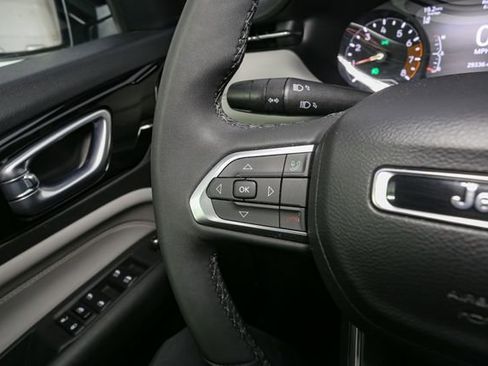 Used 2023 Jeep Compass Limited AWD/4WD image 30