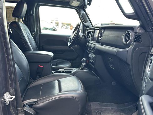 Used 2021 Jeep Gladiator Overland w/ Popular Equipment Package image 10