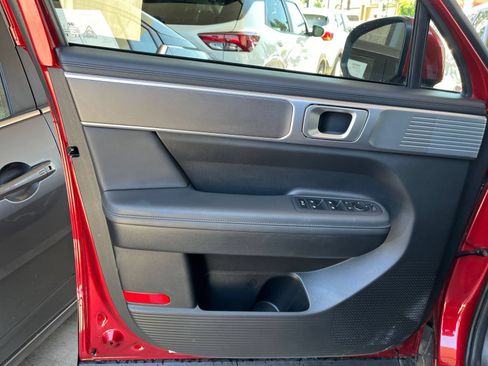 Used 2025 Hyundai Santa Fe SEL AWD/4WD image 18