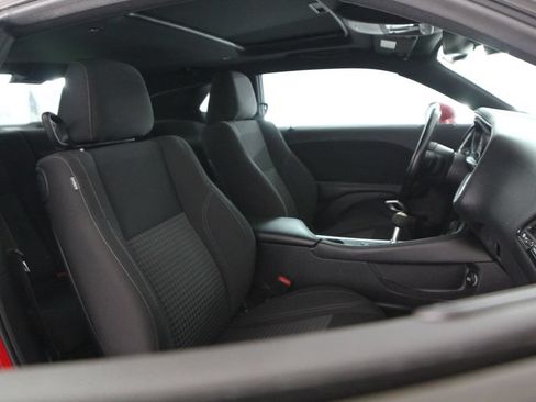 Used 2016 Dodge Challenger R/T w/ Driver Convenience Group RWD image 47