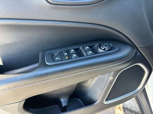 Certified 2019 Jeep Compass Latitude w/ Popular Equipment Group image 9