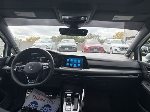 Used 2024 Volkswagen Golf R image 19