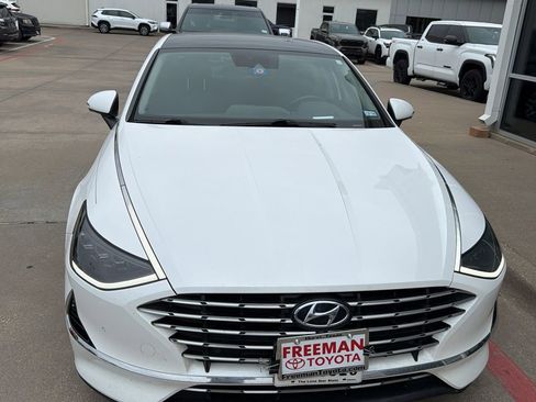 Used 2021 Hyundai Sonata Limited FWD image 4