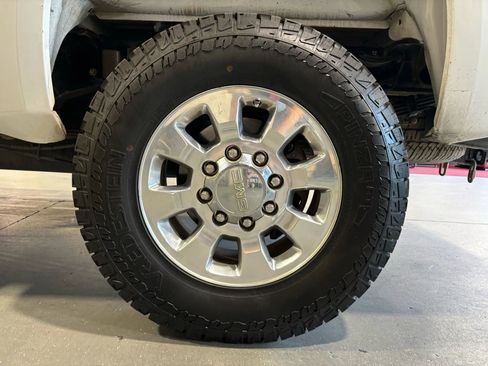 Used 2011 GMC Sierra 3500 Denali image 16