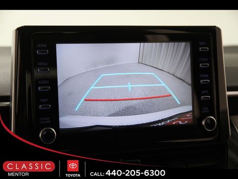 Used 2020 Toyota Corolla LE image 11