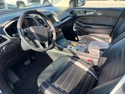 Used 2020 Ford Edge SEL w/ Convenience Package FWD image 9
