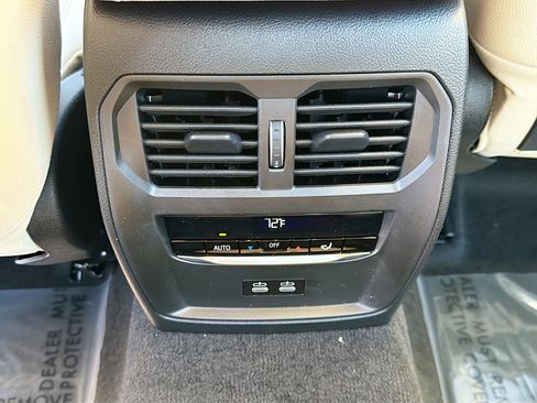 New 2026 BMW 330i Sedan w/ Premium Package image 20