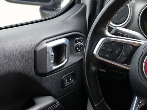 Used 2020 Jeep Gladiator Rubicon AWD/4WD image 14