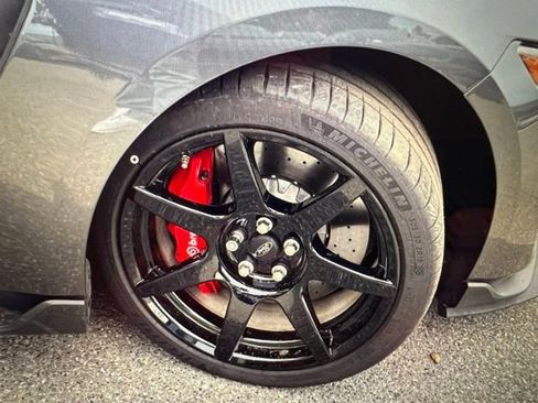 Used 2016 Ford Mustang Shelby GT350R w/ GT350R Equipment Group 920A image 22