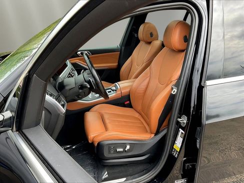 Used 2022 BMW X5 xDrive40i AWD/4WD image 21