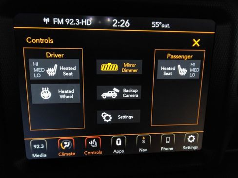 Used 2021 Jeep Wrangler Unlimited Sahara w/ Uconnect 4C Nav & Sound Group image 28