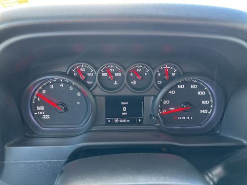 Used 2022 Chevrolet Silverado 1500 Custom image 2