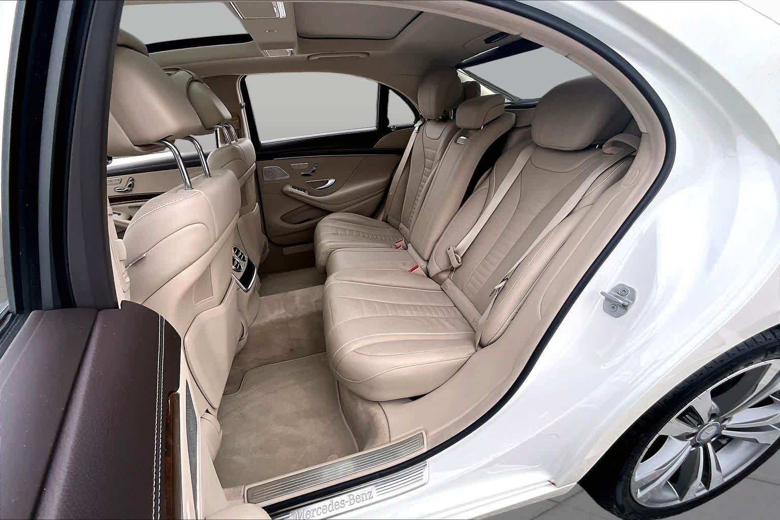 Used 2017 Mercedes-Benz S 550 4MATIC Sedan image 21
