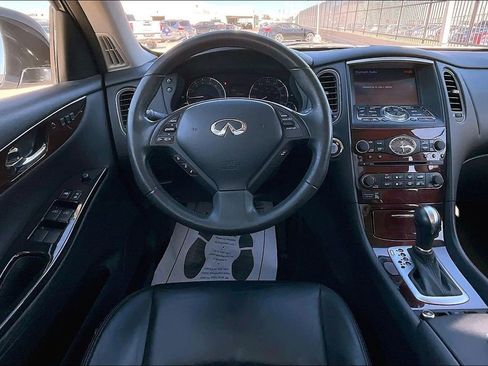 Used 2016 INFINITI QX50 Base w/ Deluxe Touring Package image 7
