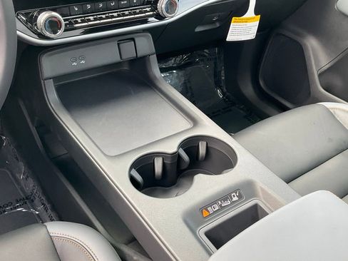 Used 2025 Honda Prologue Touring image 43