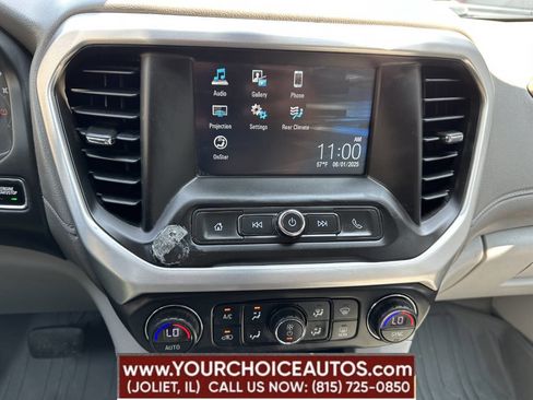 Used 2017 GMC Acadia SLE image 42