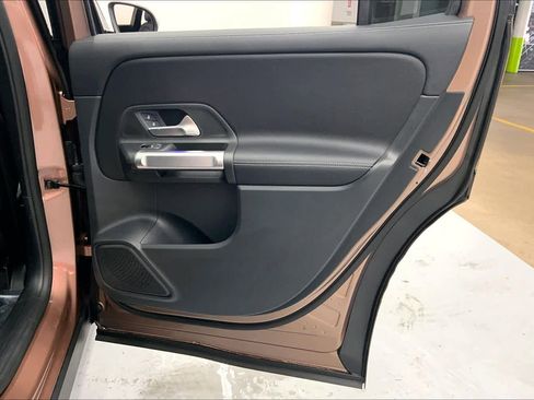 Certified 2023 Mercedes-Benz GLB 250 image 12