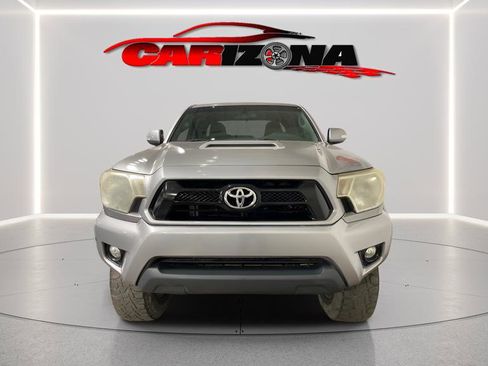Used 2014 Toyota Tacoma 4x4 Access Cab V6 w/ TRD Sport Package image 2