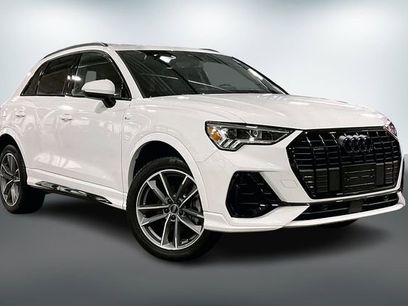 Certified 2025 Audi Q3 2.0T Premium w/ Convenience Package
