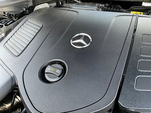 Used 2026 Mercedes-Benz GLC 300 4MATIC image 33