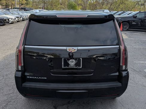 Used 2020 Cadillac Escalade Platinum AWD/4WD image 8