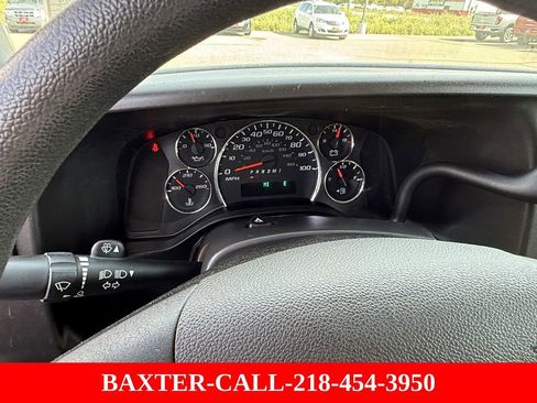 Used 2019 GMC Savana 3500 LS w/ Cold Climate Package image 17
