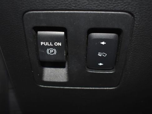 Used 2020 Ford F150 Lariat w/ Equipment Group 502A Luxury image 19